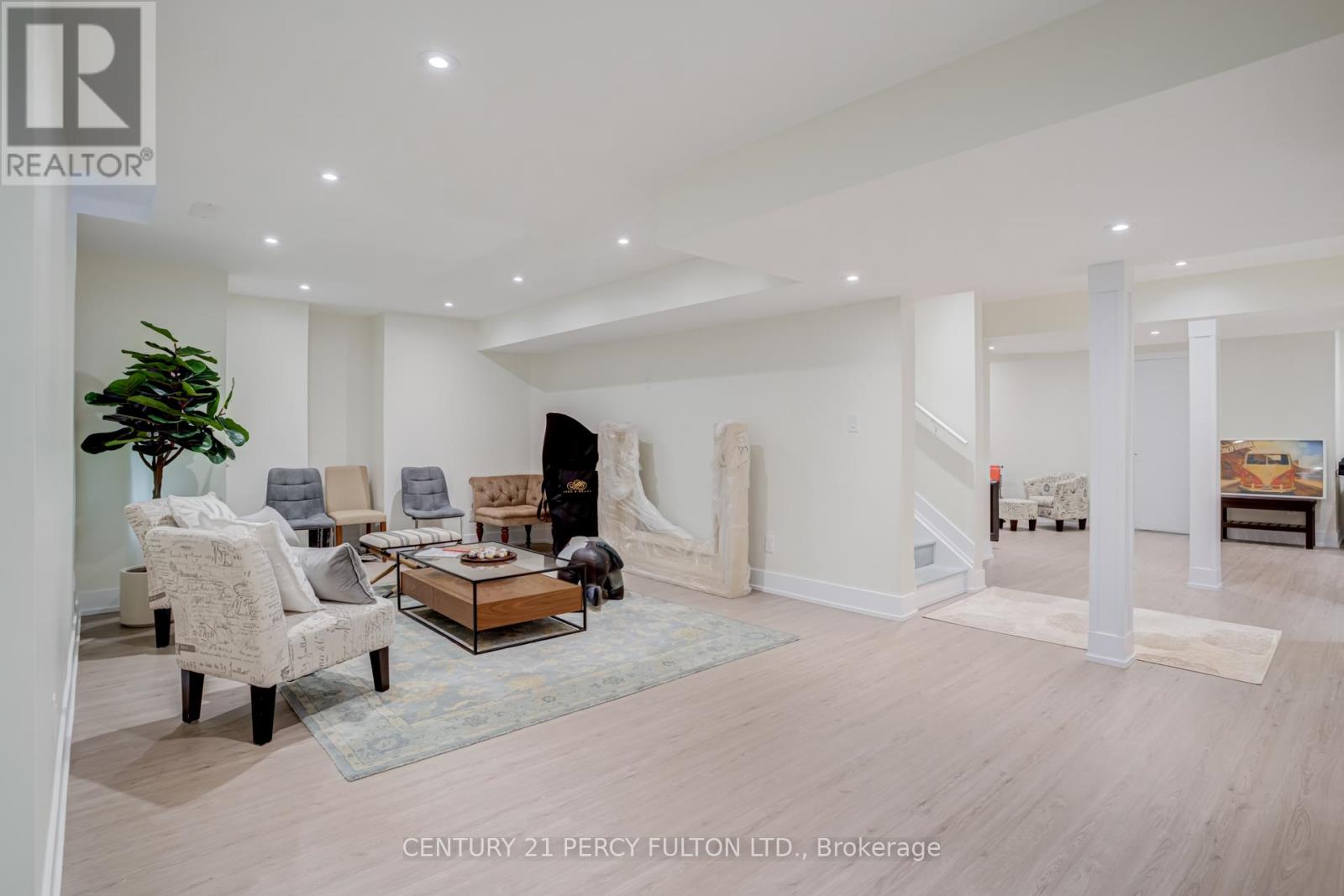 3B NORBURY CRESCENT - 31