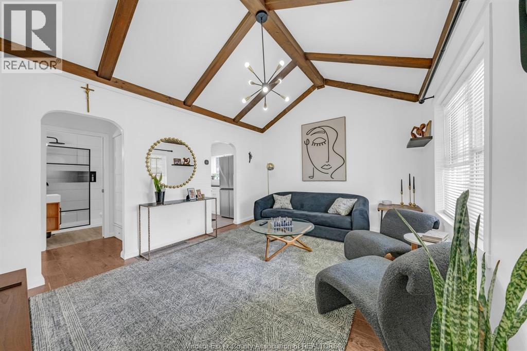 1196 Curry AVENUE - 11