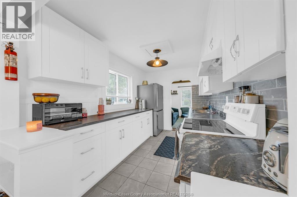 1196 Curry AVENUE - 20