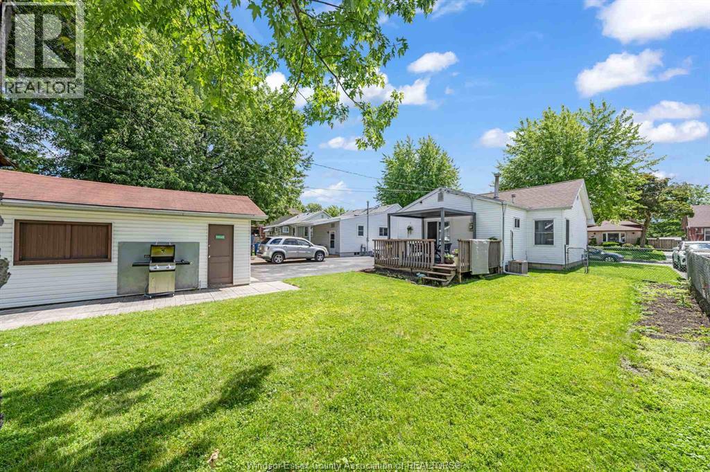 1196 Curry AVENUE - 27