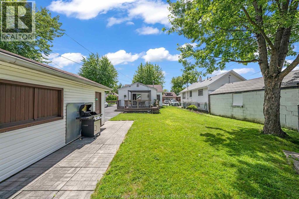 1196 Curry AVENUE - 28