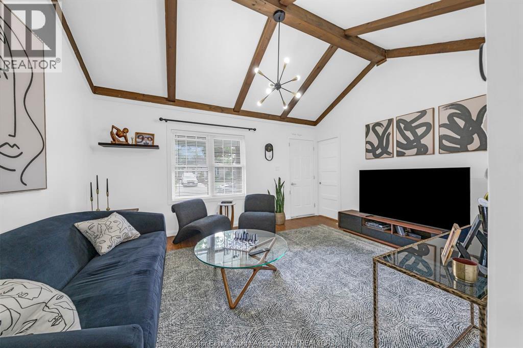 1196 Curry AVENUE - 8