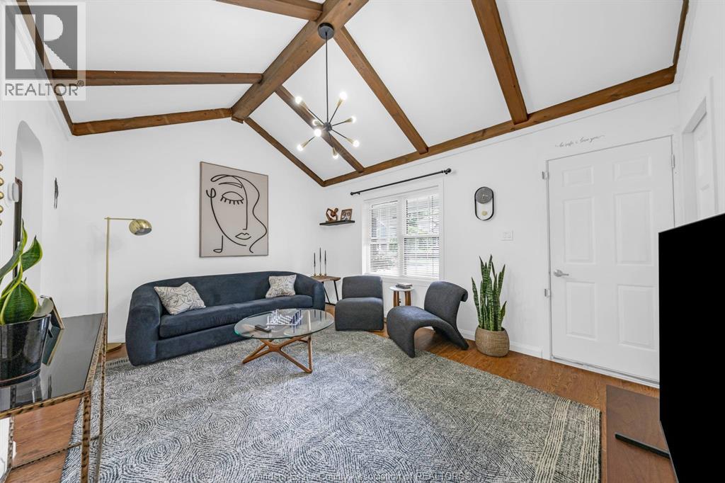 1196 Curry AVENUE - 9