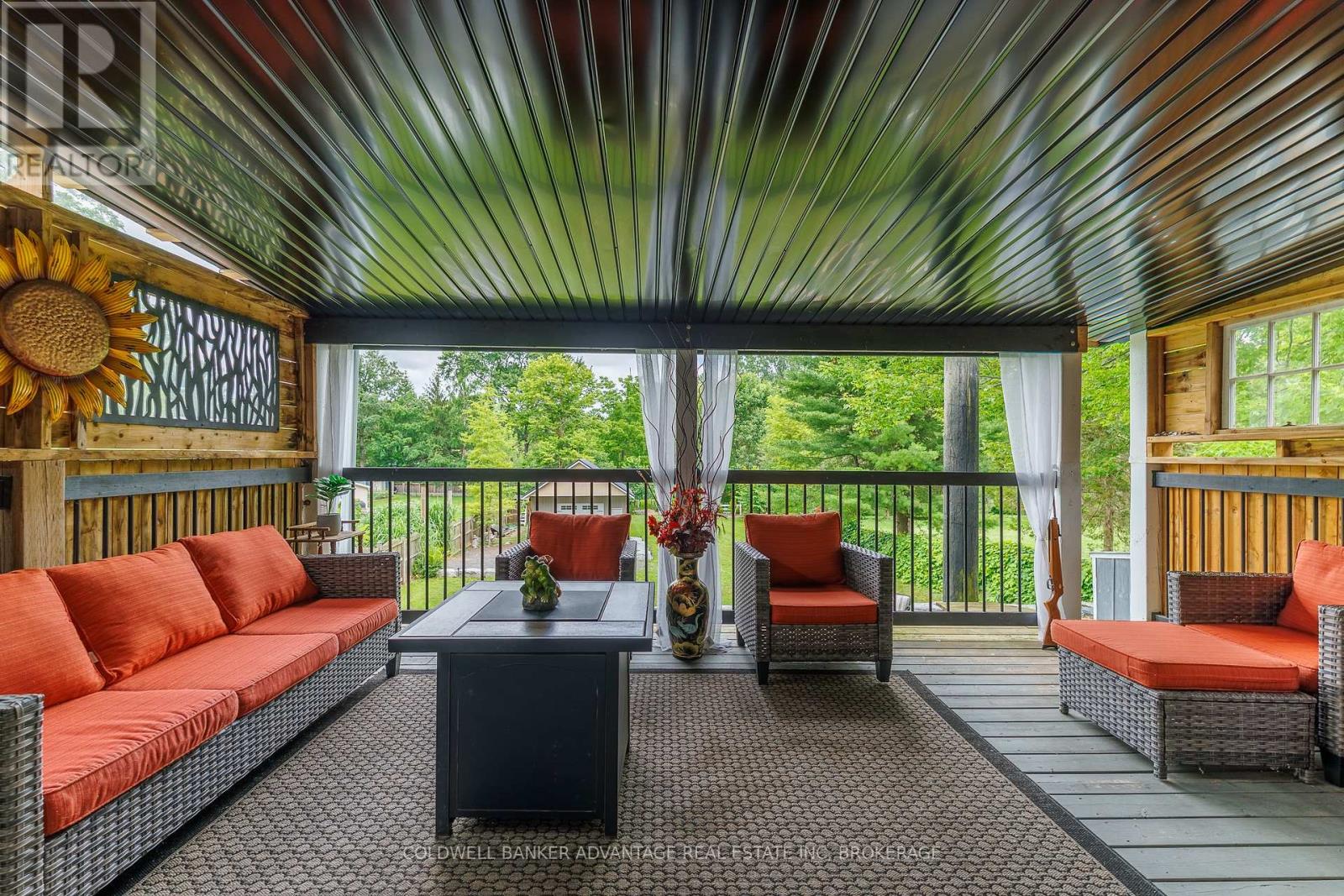10448 LAKESHORE ROAD W - 13