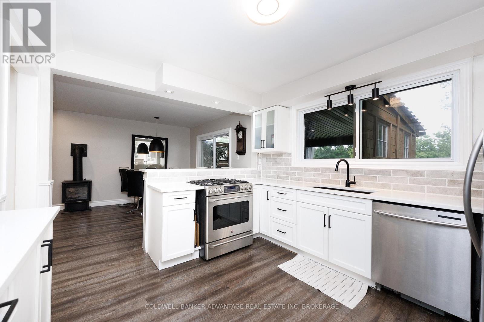 10448 LAKESHORE ROAD W - 17