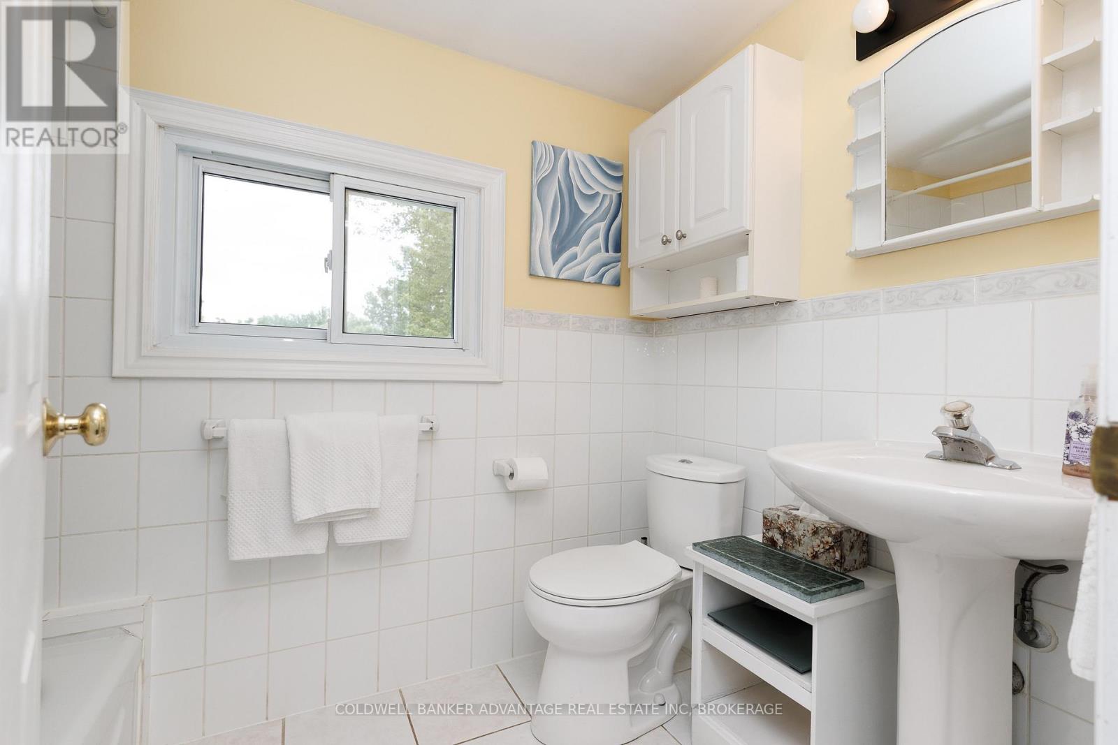 10448 LAKESHORE ROAD W - 24