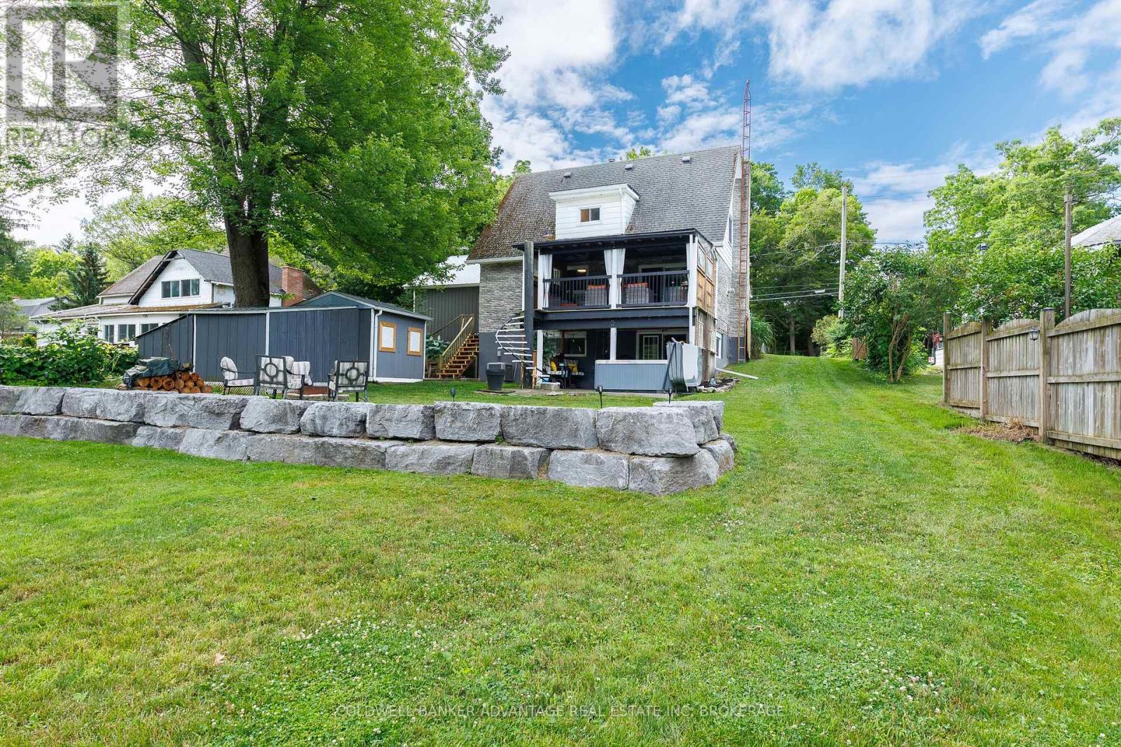 10448 LAKESHORE ROAD W - 36