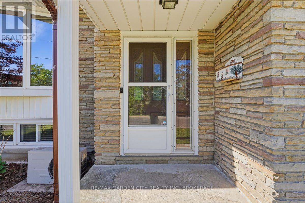 41 ALBERT STREET W - 6