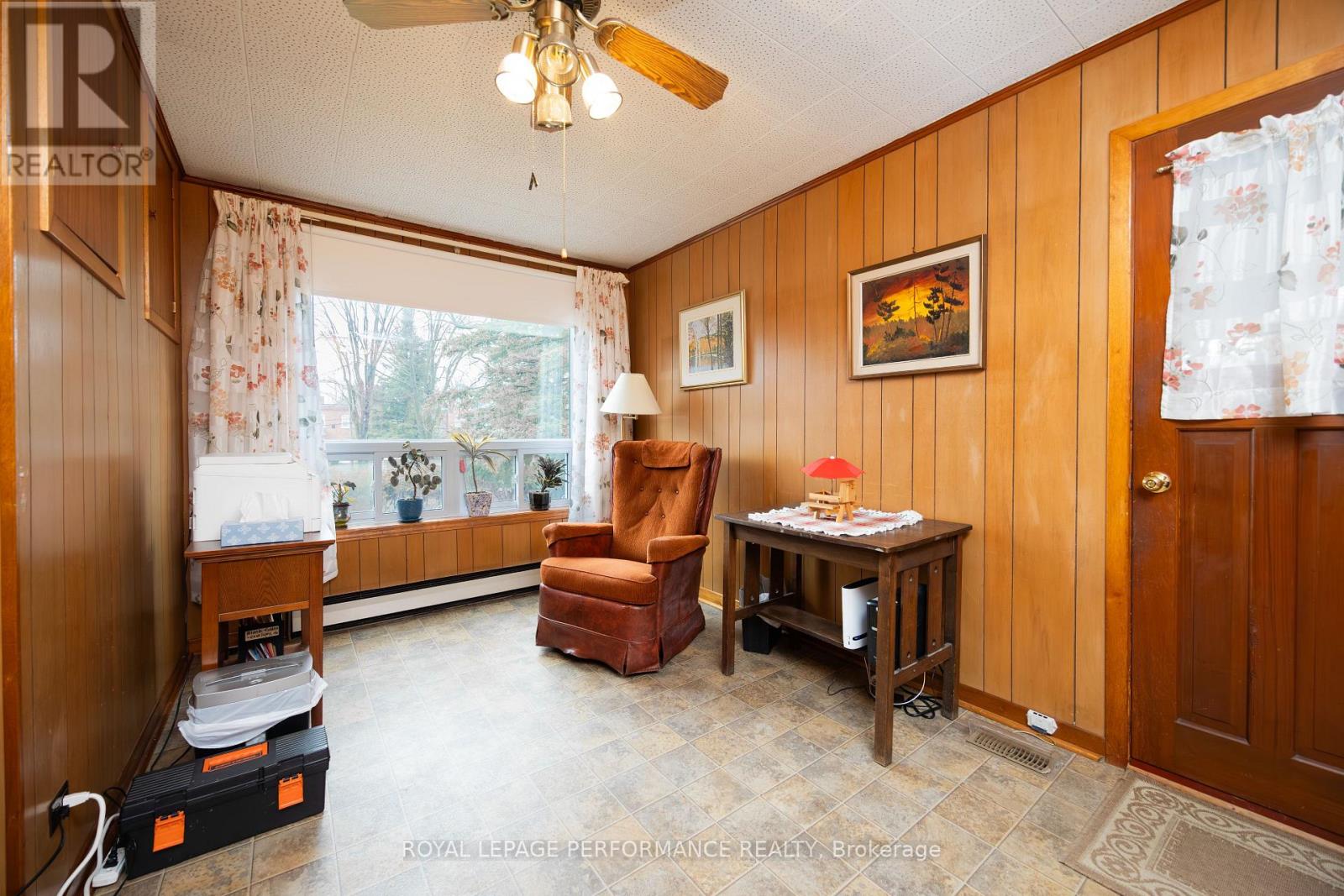 11 PETER STREET - 13