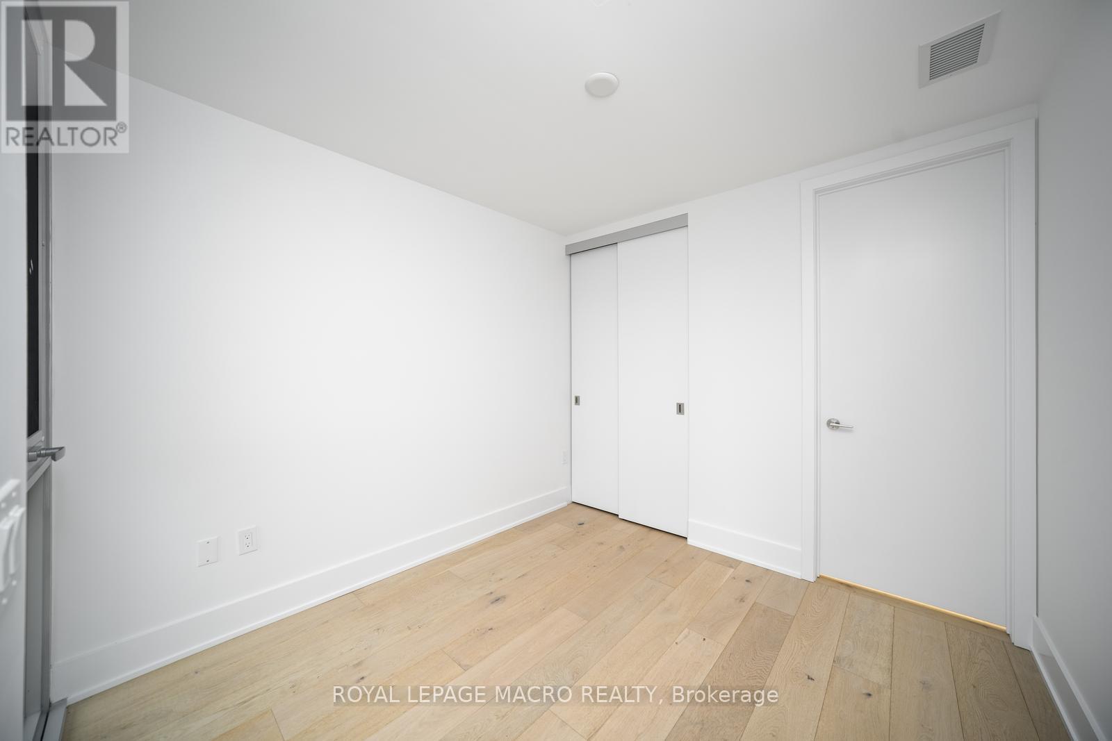 #403 346 DAVENPORT ROAD - 28