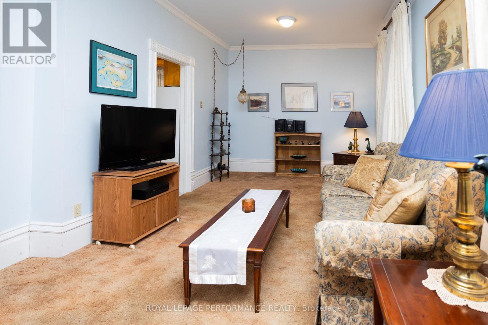 11 PETER STREET - 7