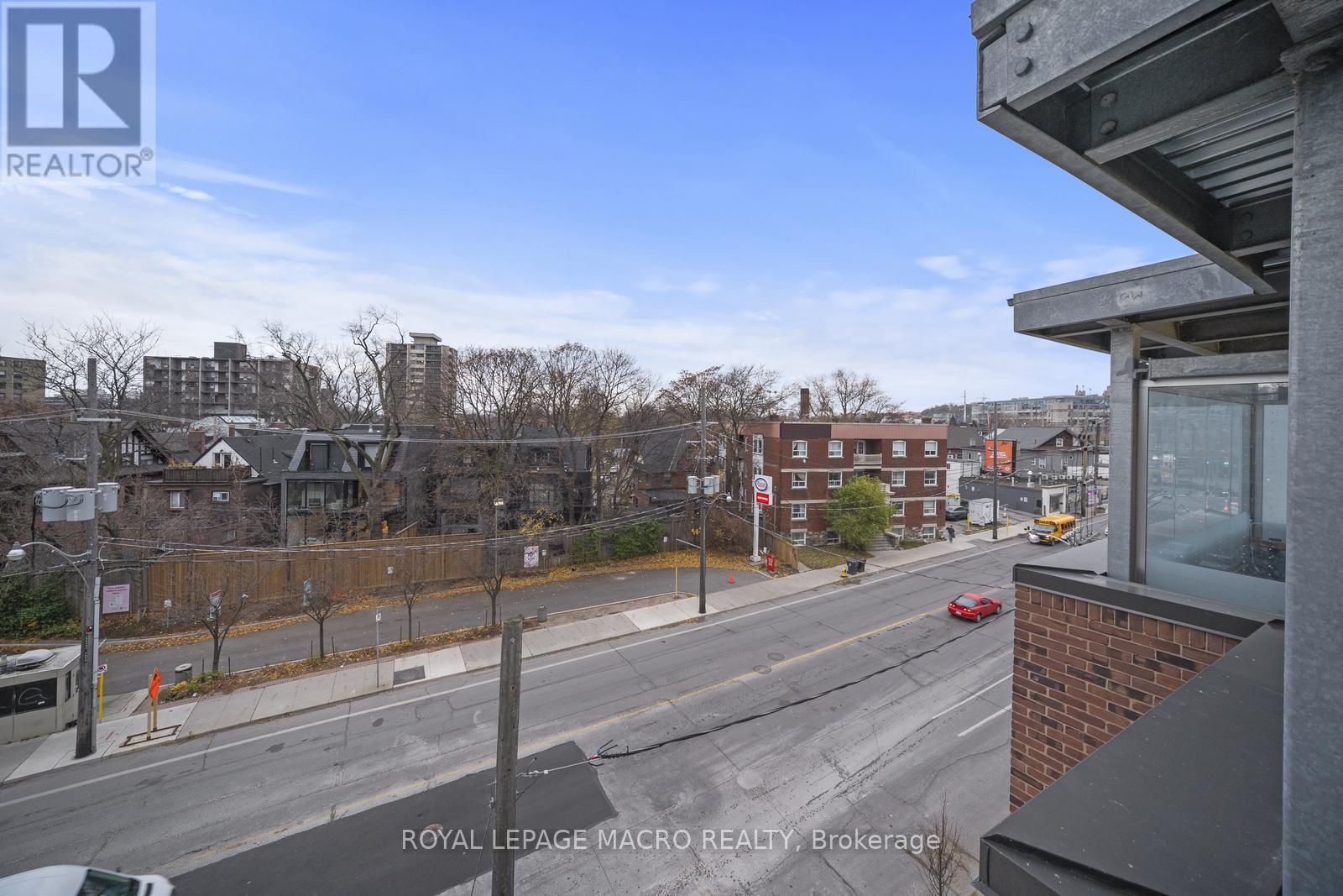 #403 346 DAVENPORT ROAD - 36