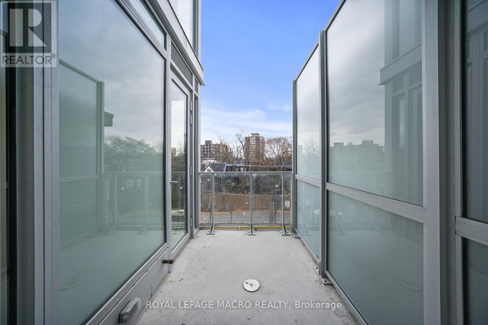 #403 346 DAVENPORT ROAD - 33