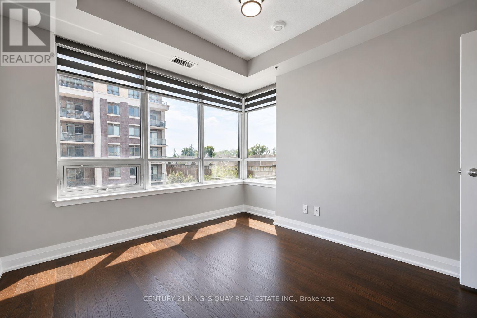 #512 9582 MARKHAM ROAD - 11