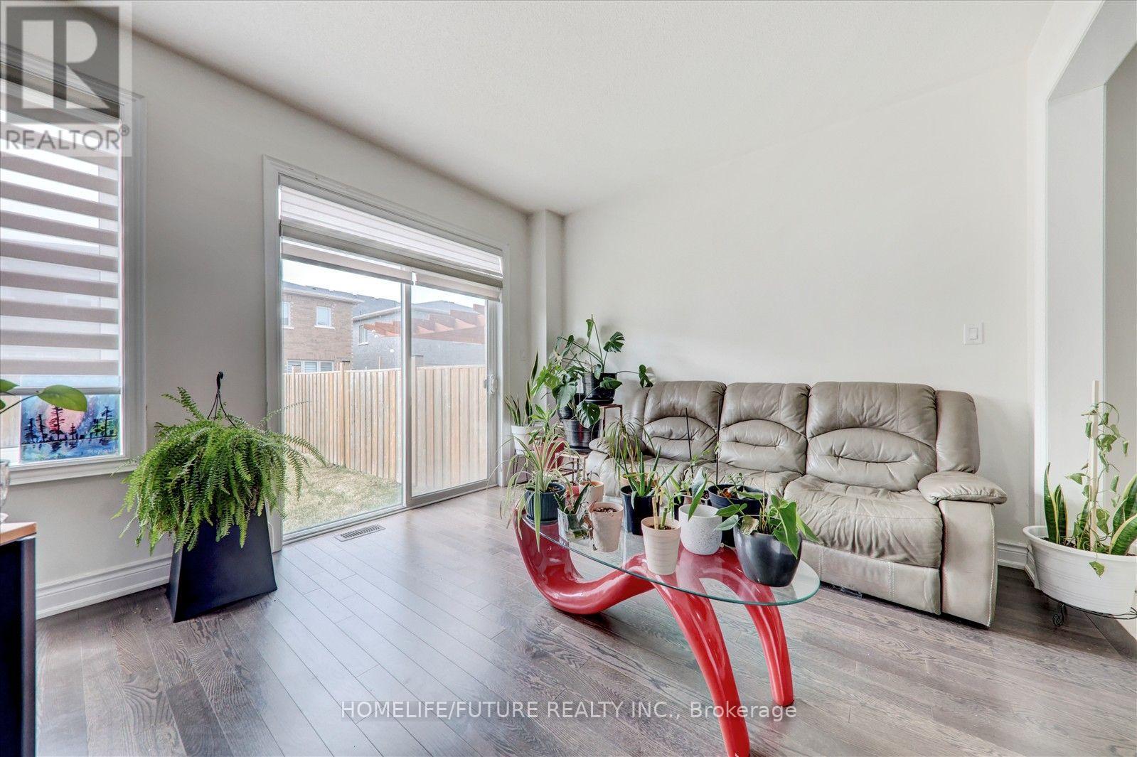 70 MOHANDAS DRIVE - 14