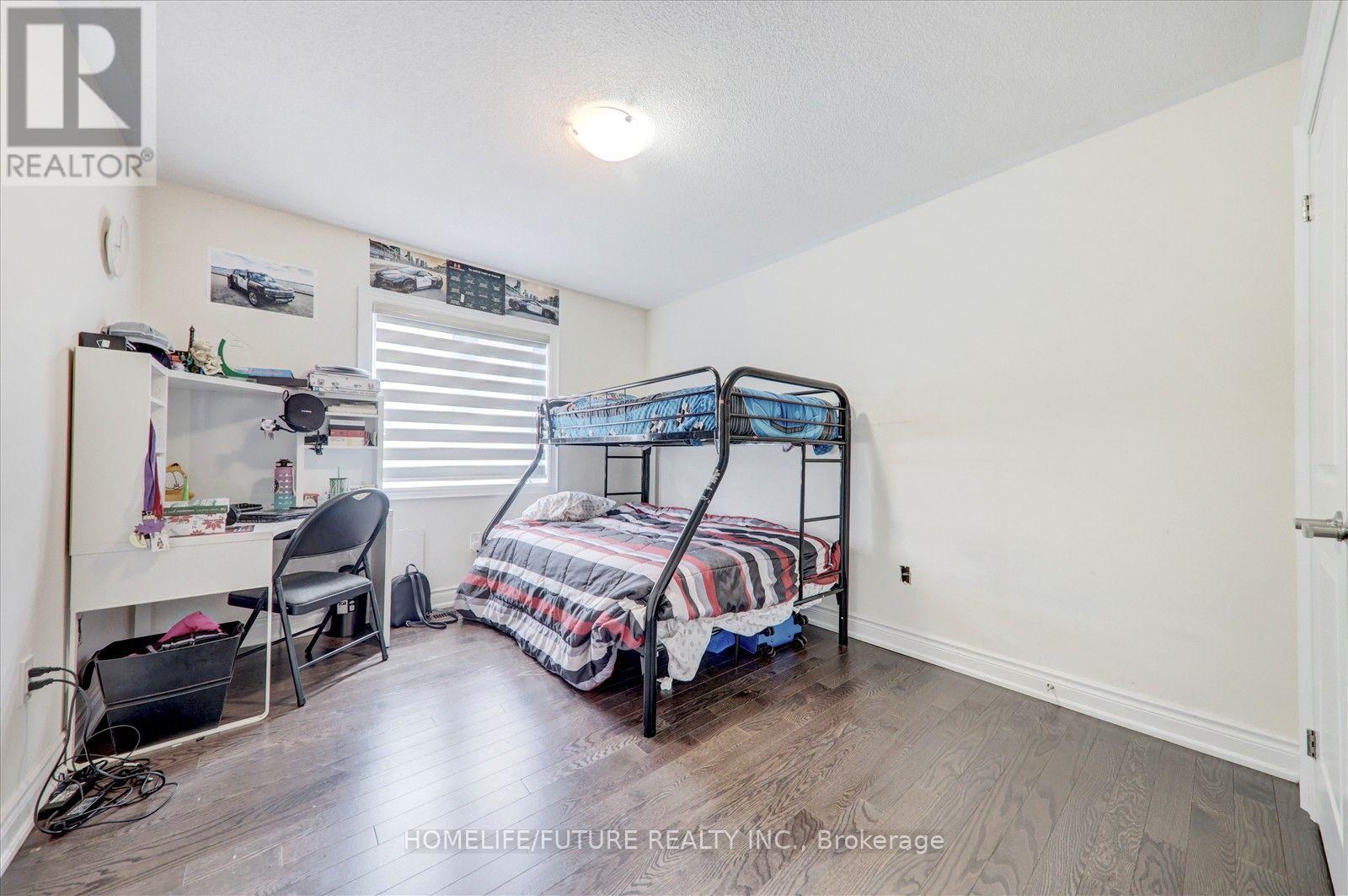 70 MOHANDAS DRIVE - 23