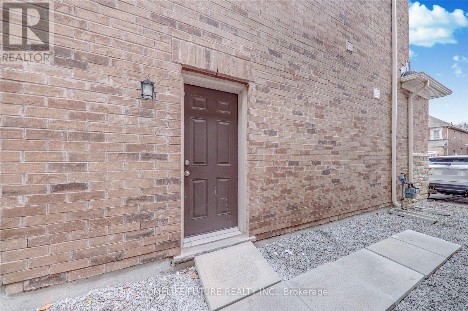 70 MOHANDAS DRIVE - 36