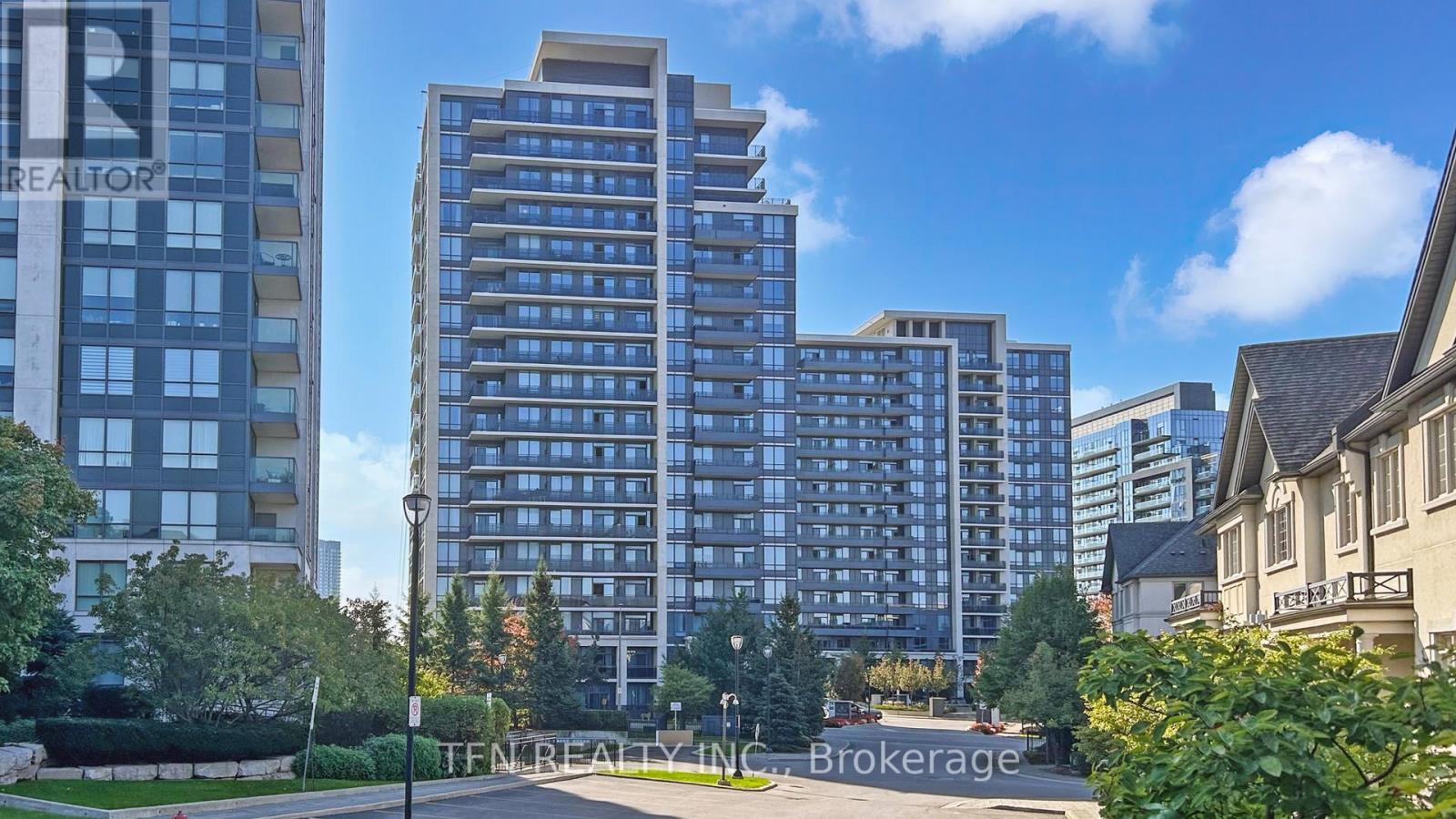#307 75 NORTH PARK ROAD S - 1