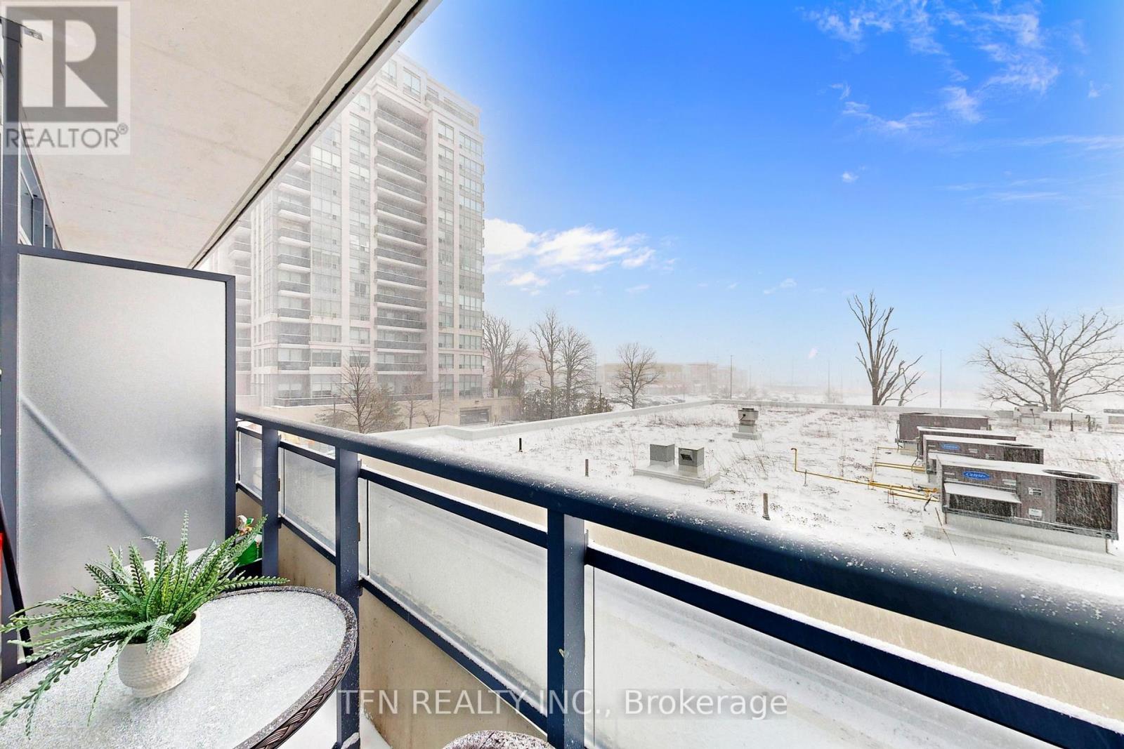 #307 75 NORTH PARK ROAD S - 20