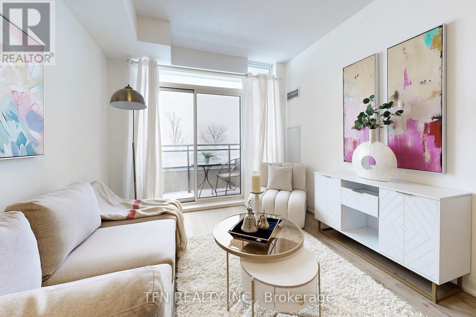 #307 75 NORTH PARK ROAD S - 7