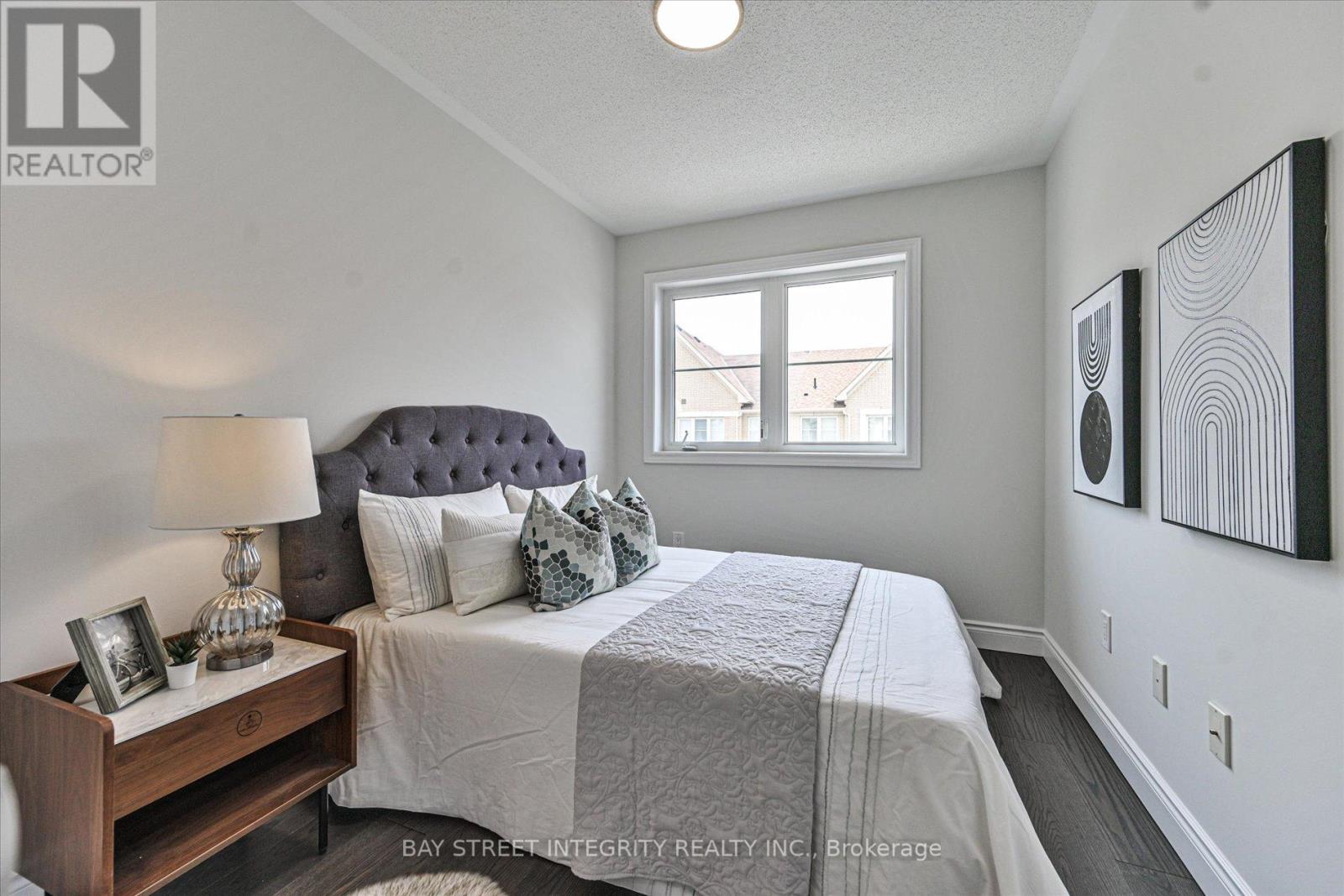 49 VICTOR HERBERT WAY - Image 24