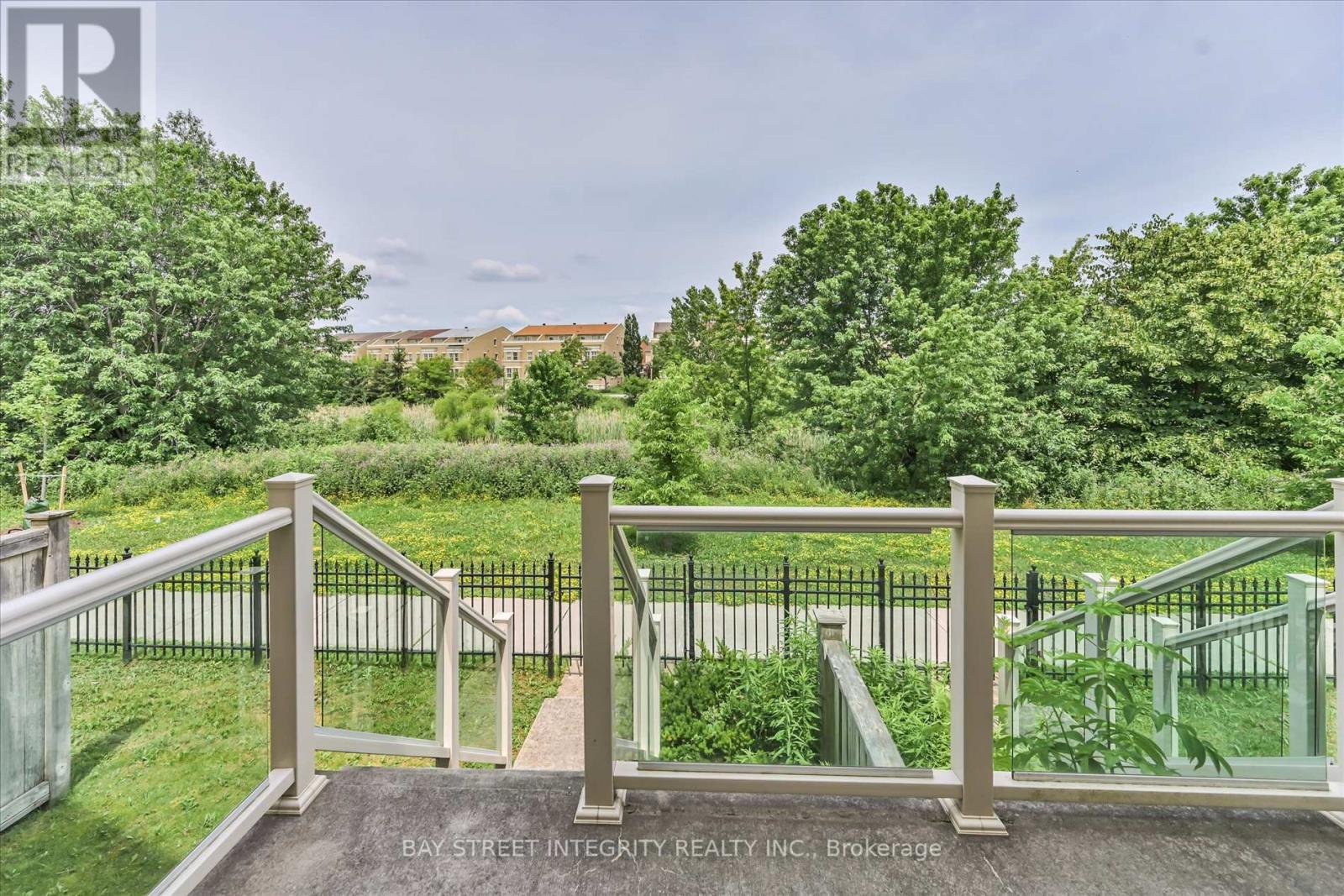 49 VICTOR HERBERT WAY - Image 34