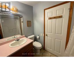 5470 Penetanguishene Road, Springwater, ON L0L1P0 Photo 13