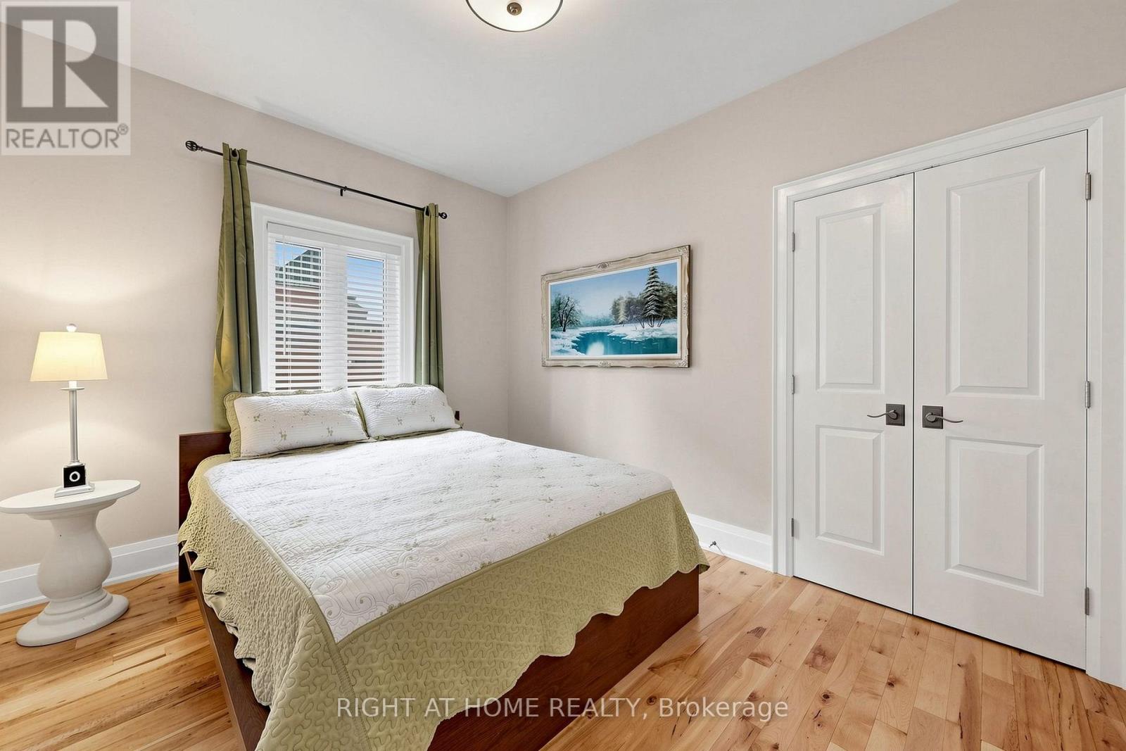 48 RIDGE AVENUE - 18
