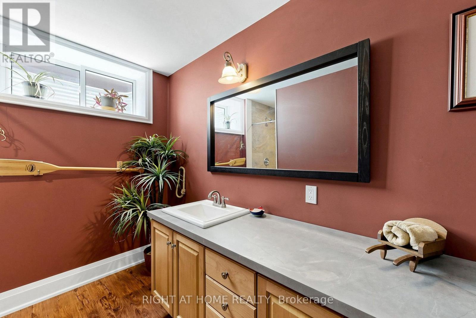 48 RIDGE AVENUE - 29