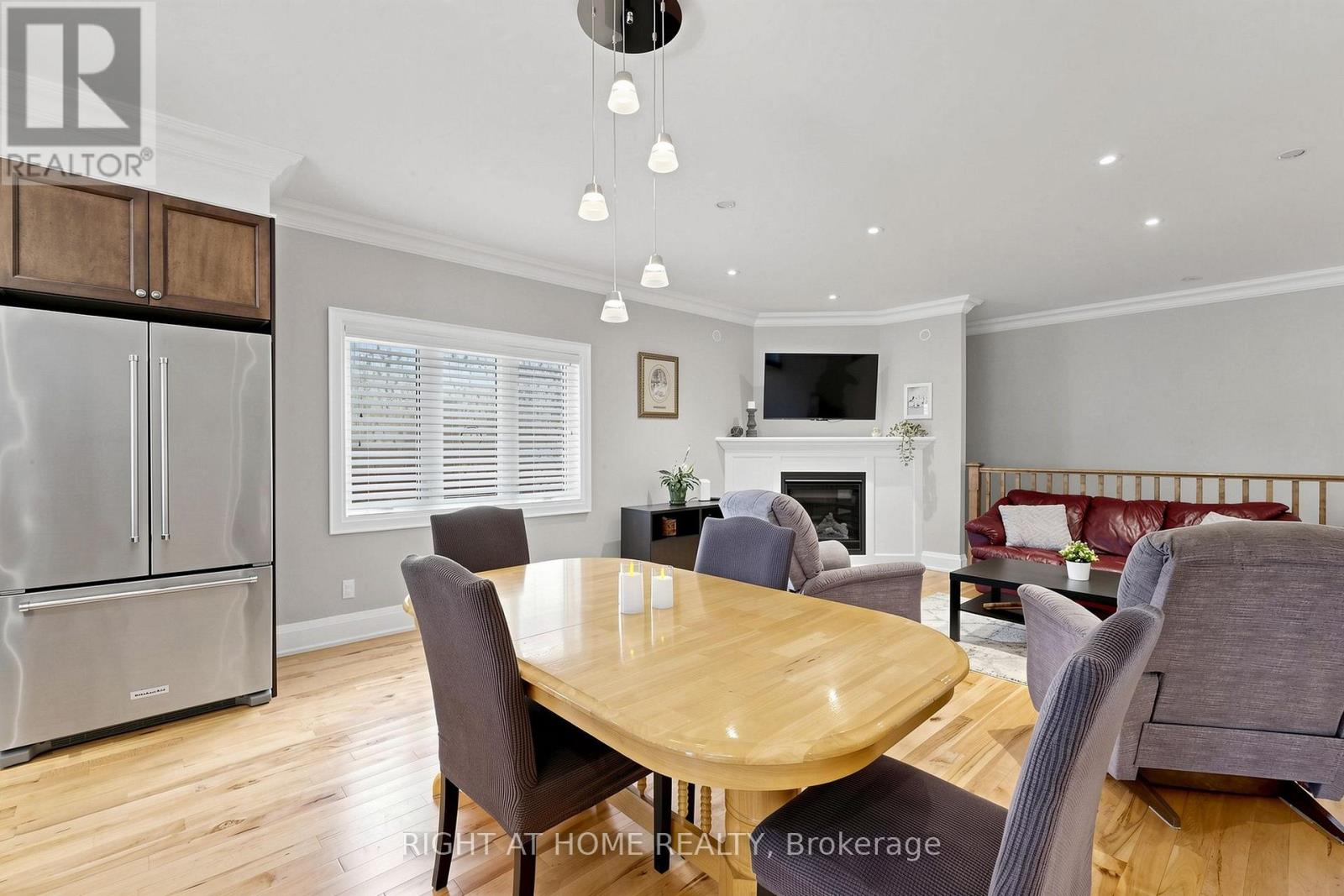 48 RIDGE AVENUE - 30