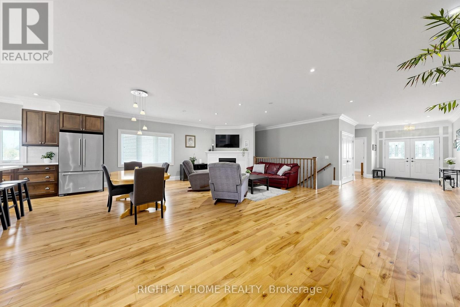 48 RIDGE AVENUE - 31