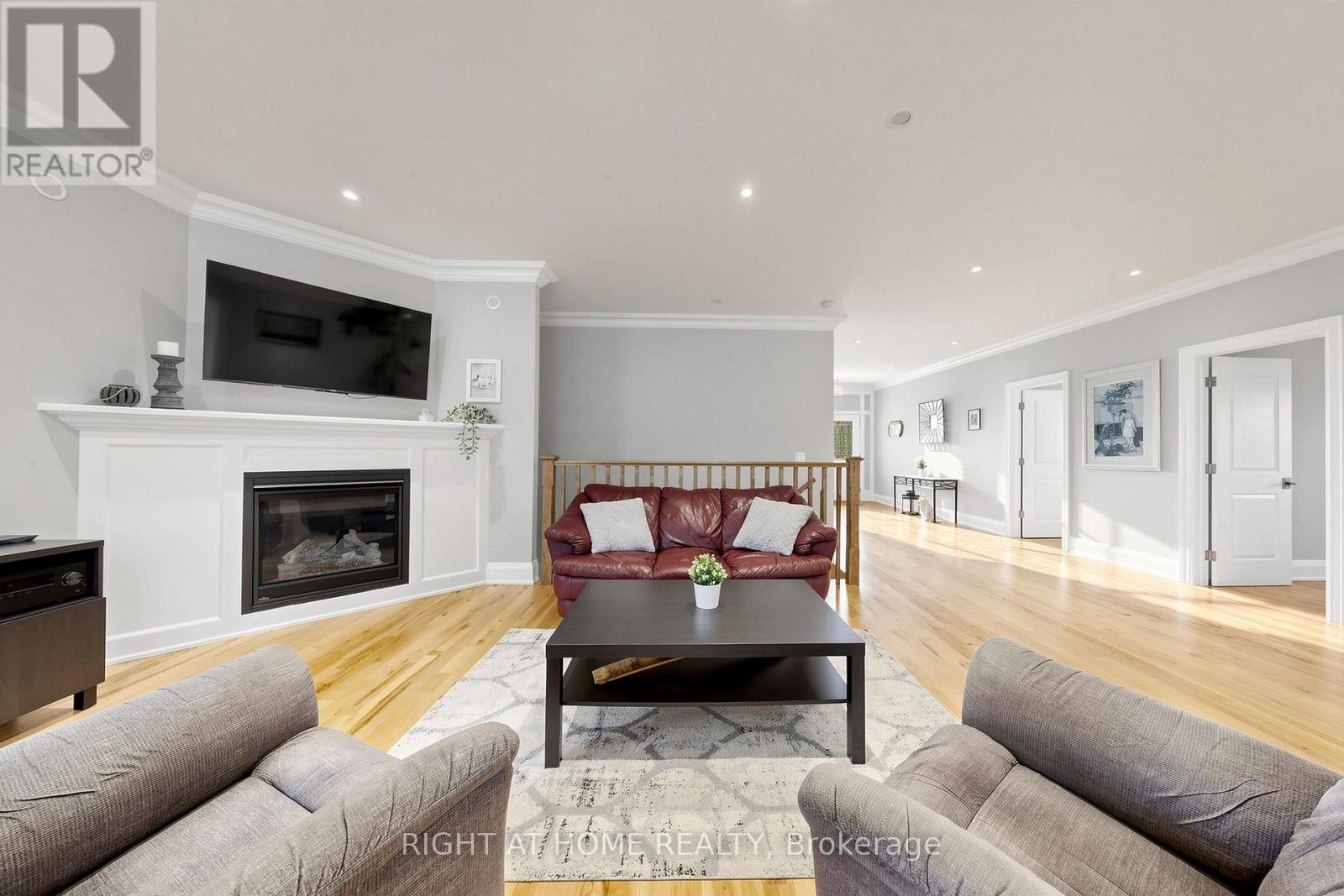 48 RIDGE AVENUE - 33