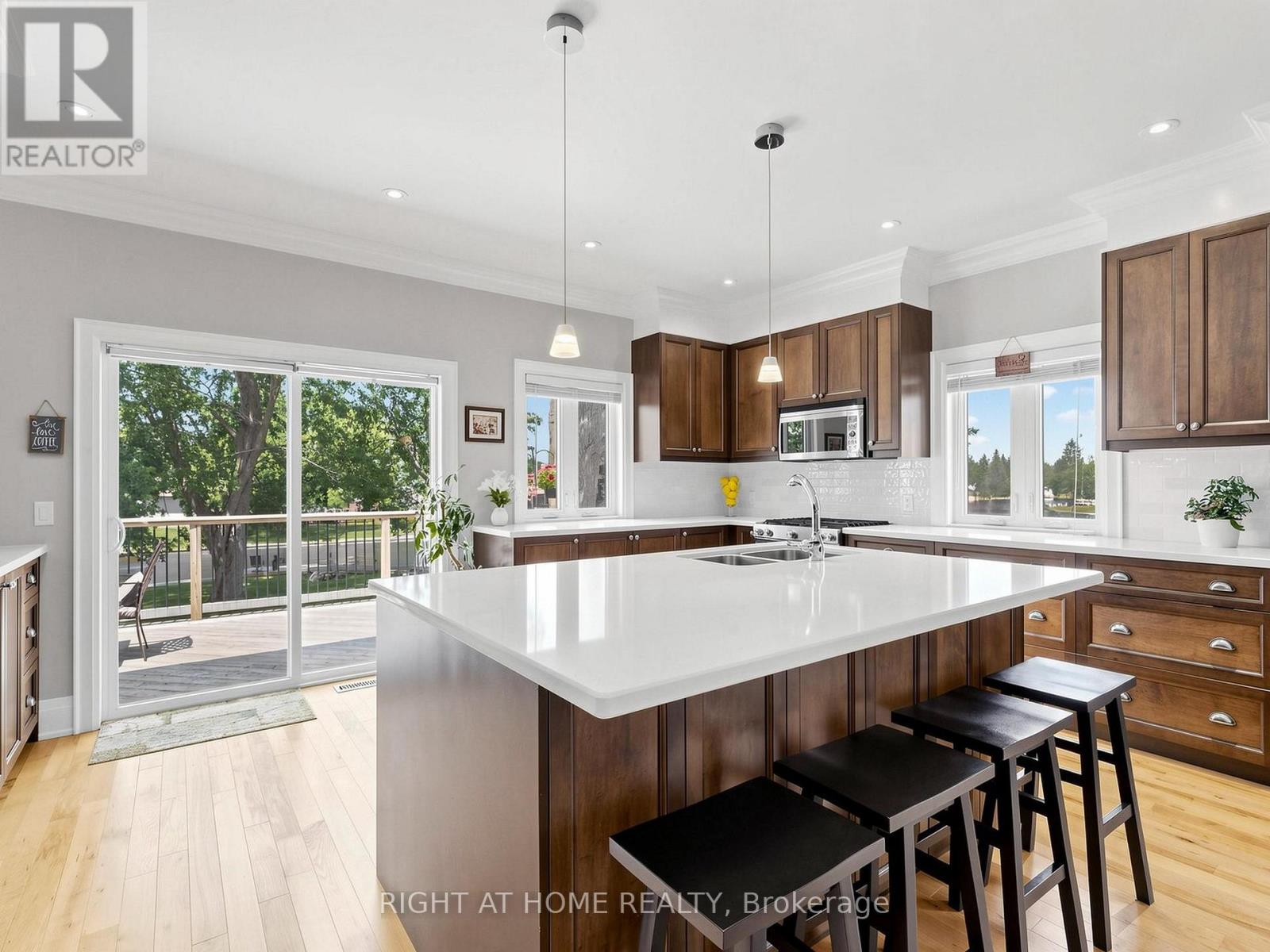 48 RIDGE AVENUE - 39