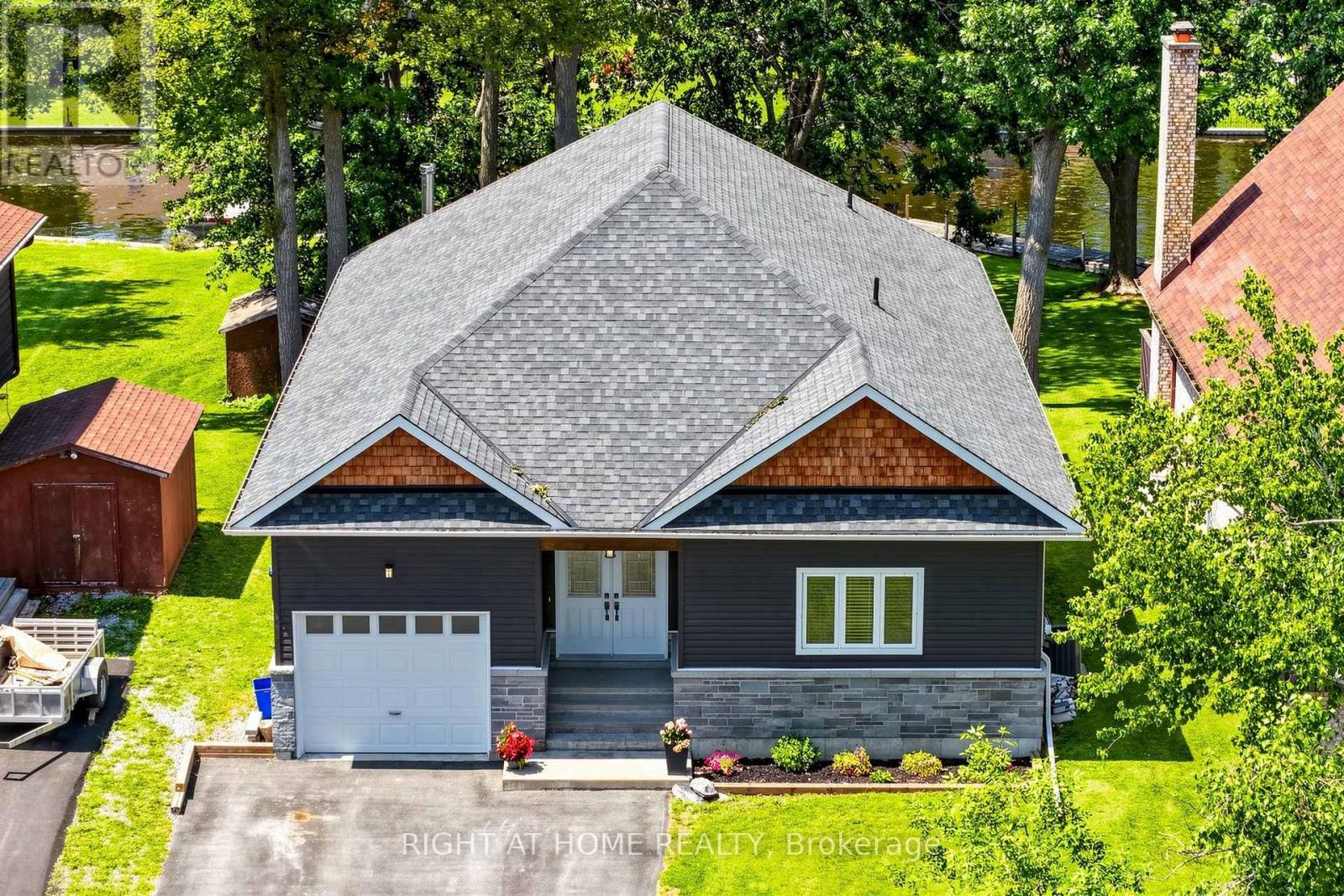 48 RIDGE AVENUE - 4