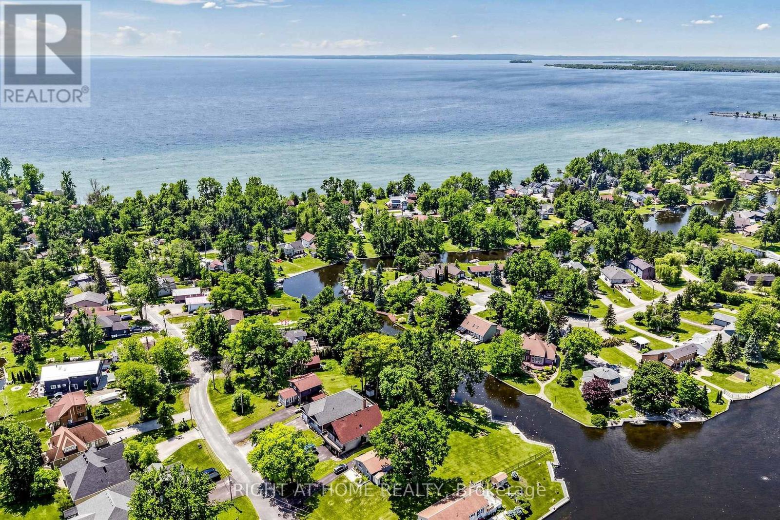 48 RIDGE AVENUE - 46