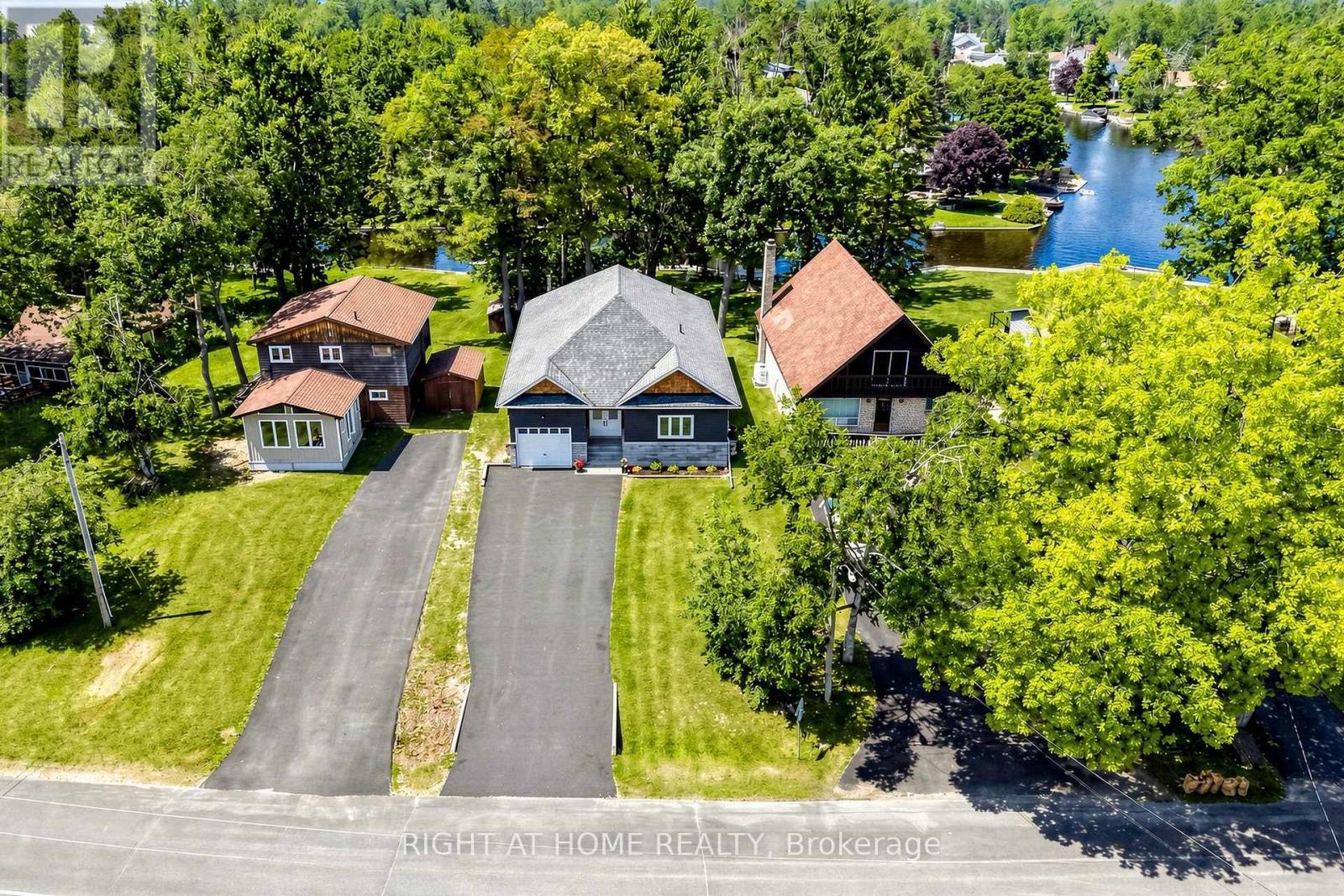 48 RIDGE AVENUE - 5