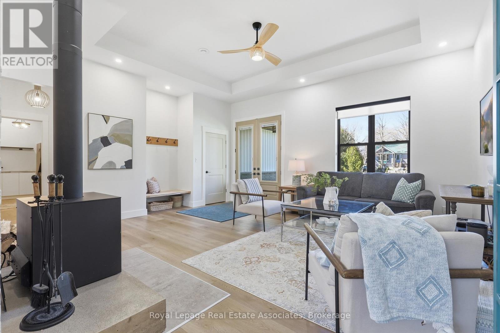 18 TAMARAC ROAD - 10