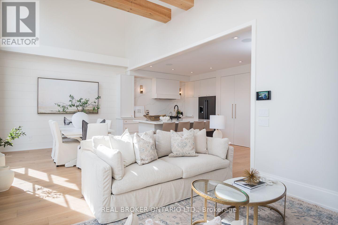 307 MARTIN STREET - 13