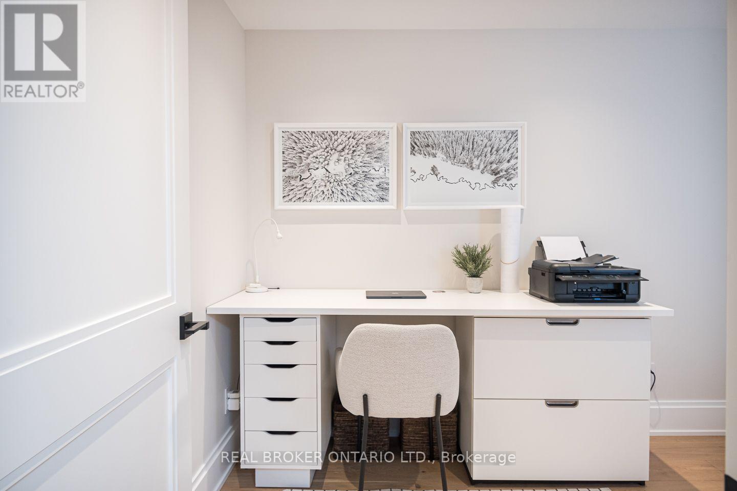 307 MARTIN STREET - 21
