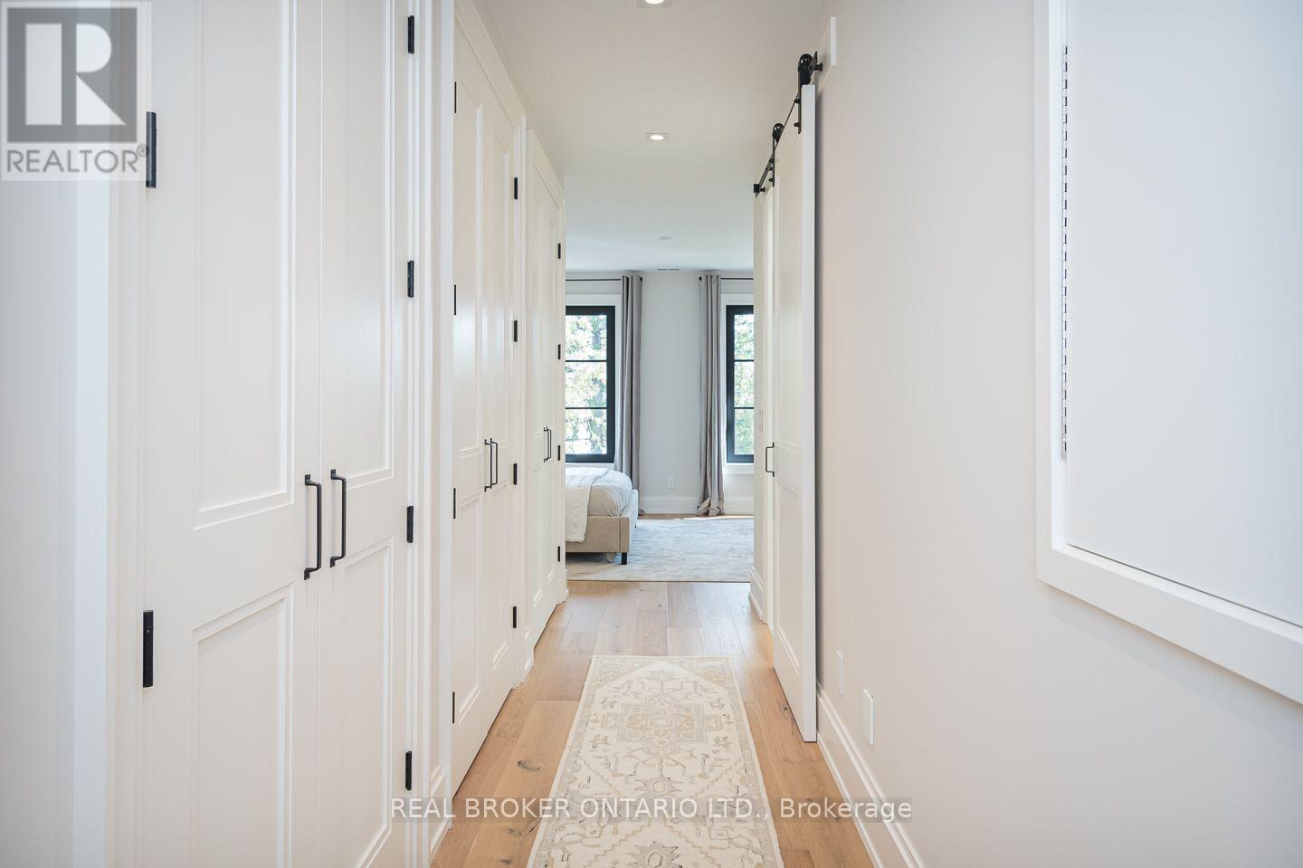 307 MARTIN STREET - 25