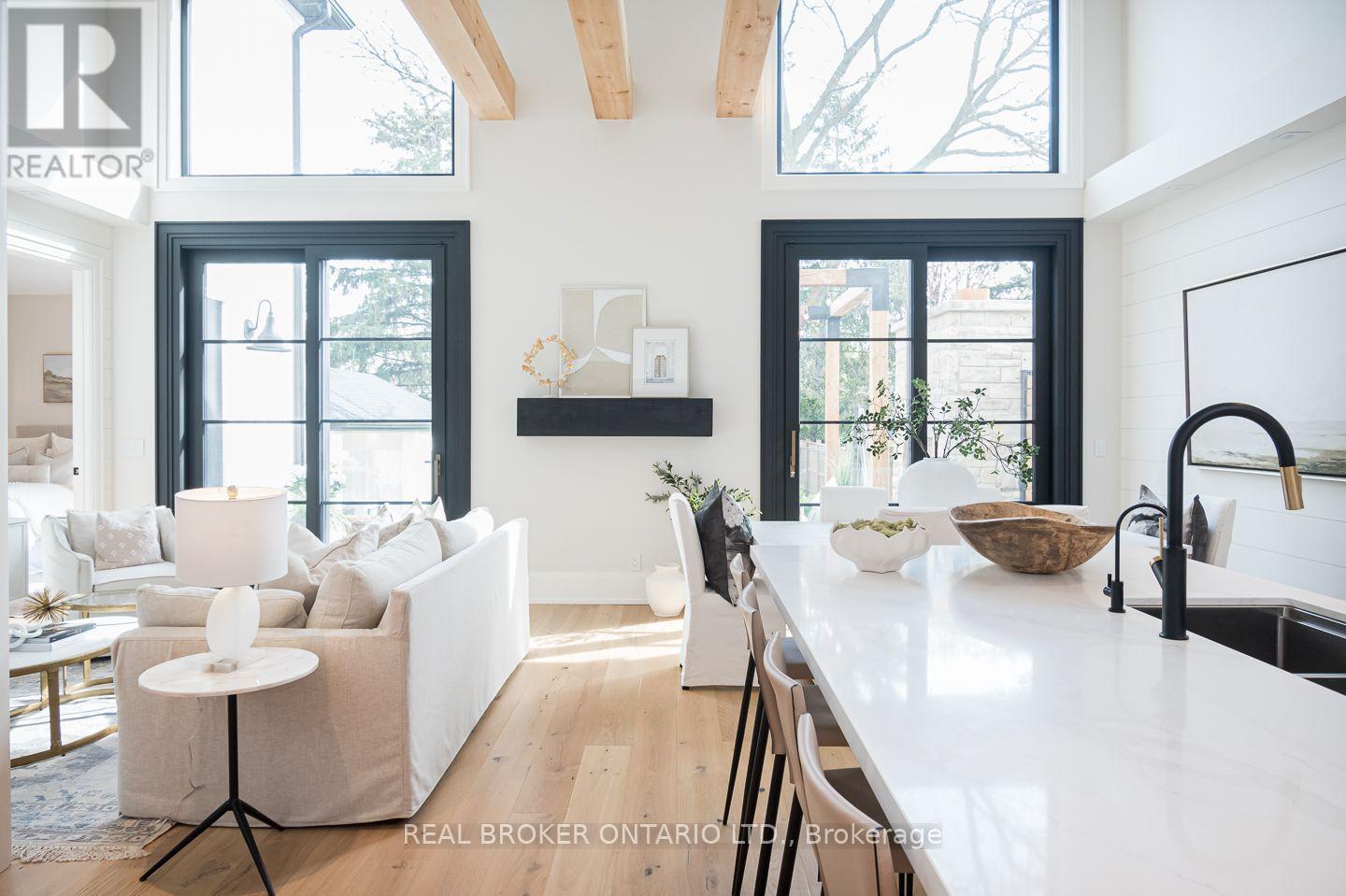 307 MARTIN STREET - 3