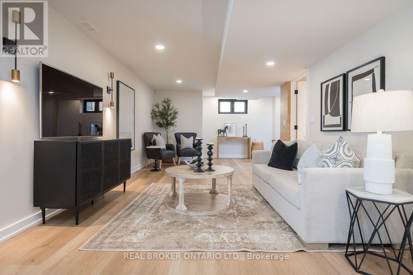 307 MARTIN STREET - 42