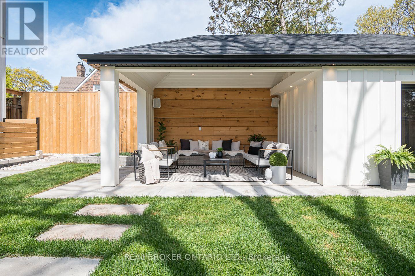 307 MARTIN STREET - 49