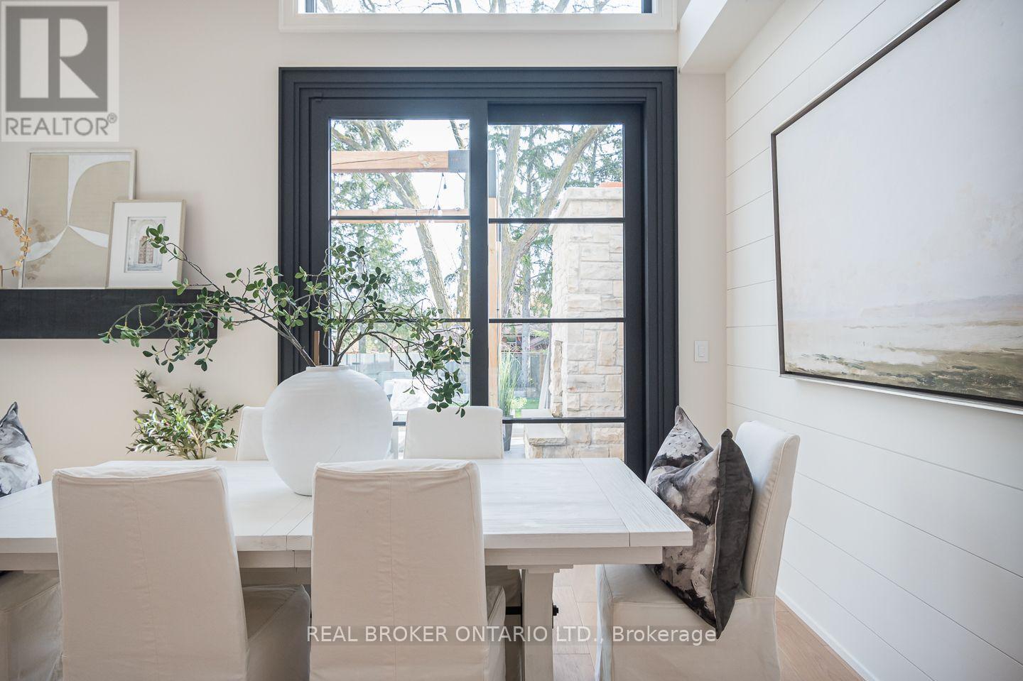 307 MARTIN STREET - 6