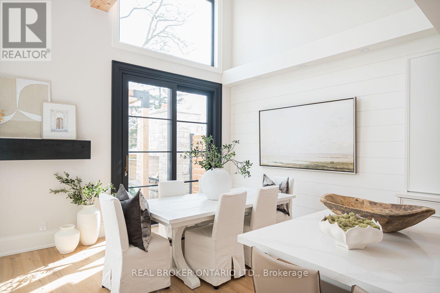 307 MARTIN STREET - 9