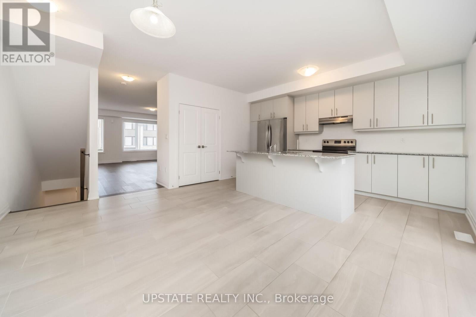 45 HUMBERSTONE DRIVE - 16