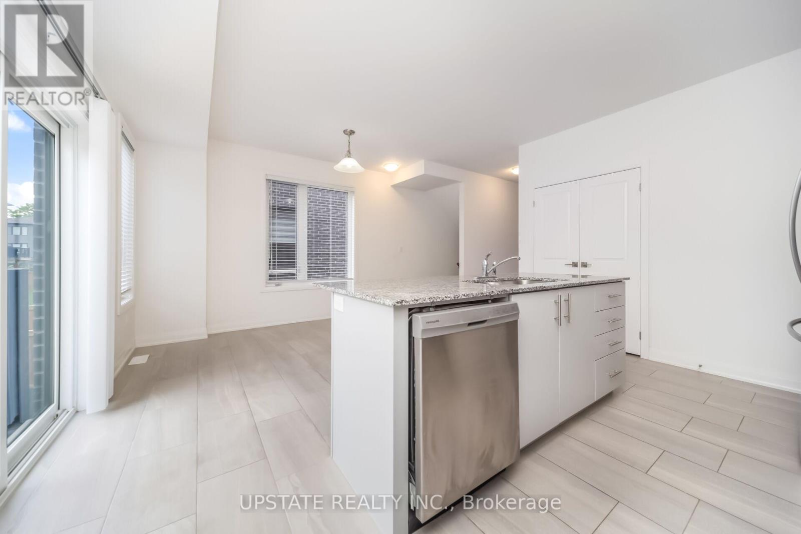 45 HUMBERSTONE DRIVE - 20
