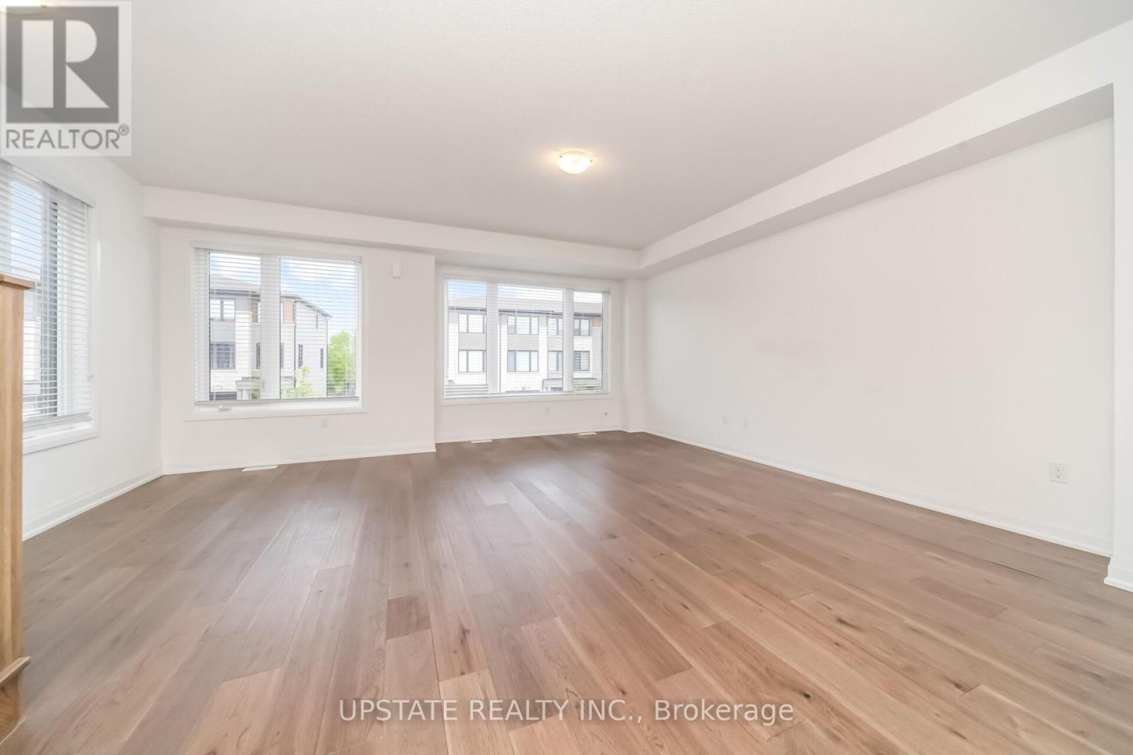 45 HUMBERSTONE DRIVE - 23
