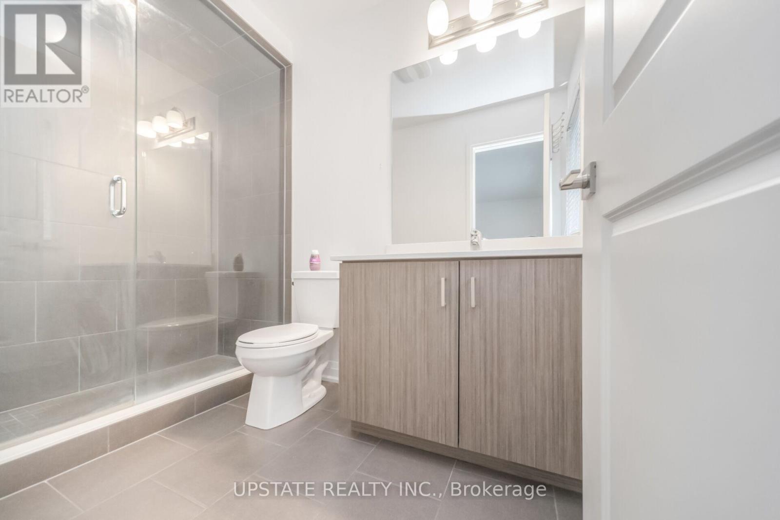 45 HUMBERSTONE DRIVE - 31