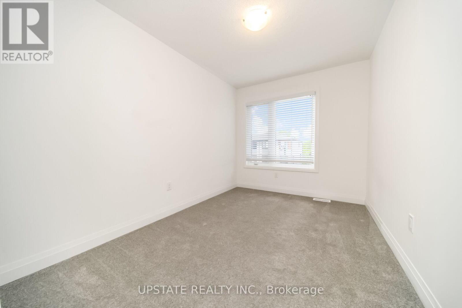 45 HUMBERSTONE DRIVE - 32